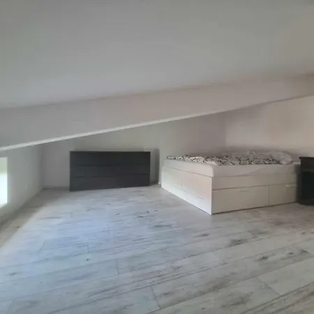 Cozy Apartment in Center-2